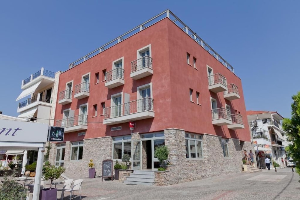Astros Beach Hotel 2/55