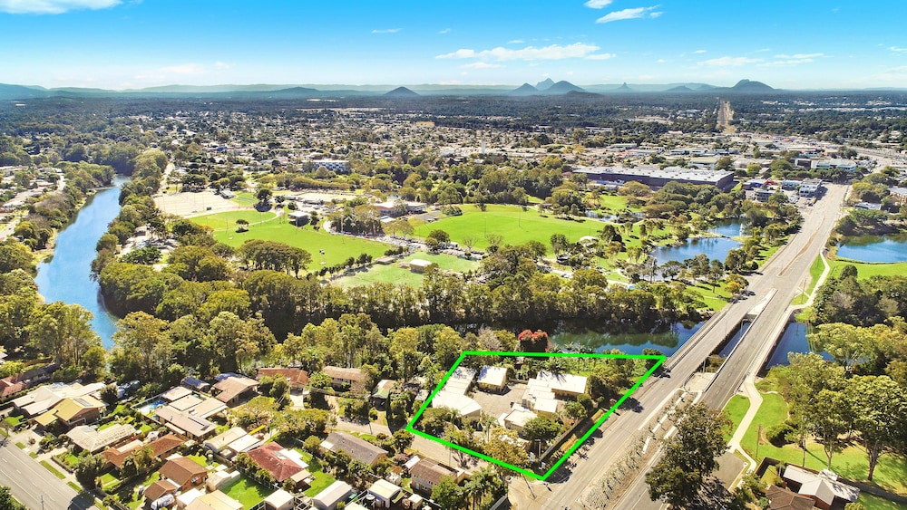 Caboolture Riverlakes Motel 61/66