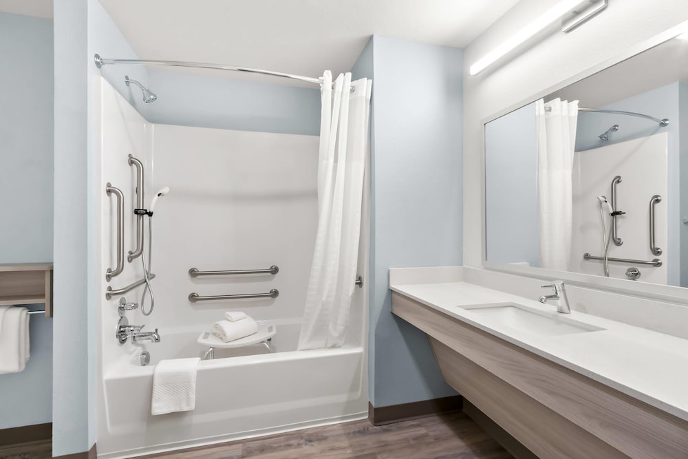 WoodSpring Suites Chandler Phoenix Medical Center 30/31