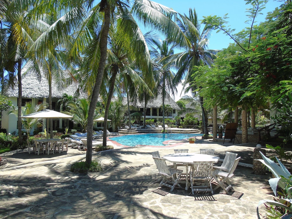 Aquarius Club International Resort - All Inclusive 32/40