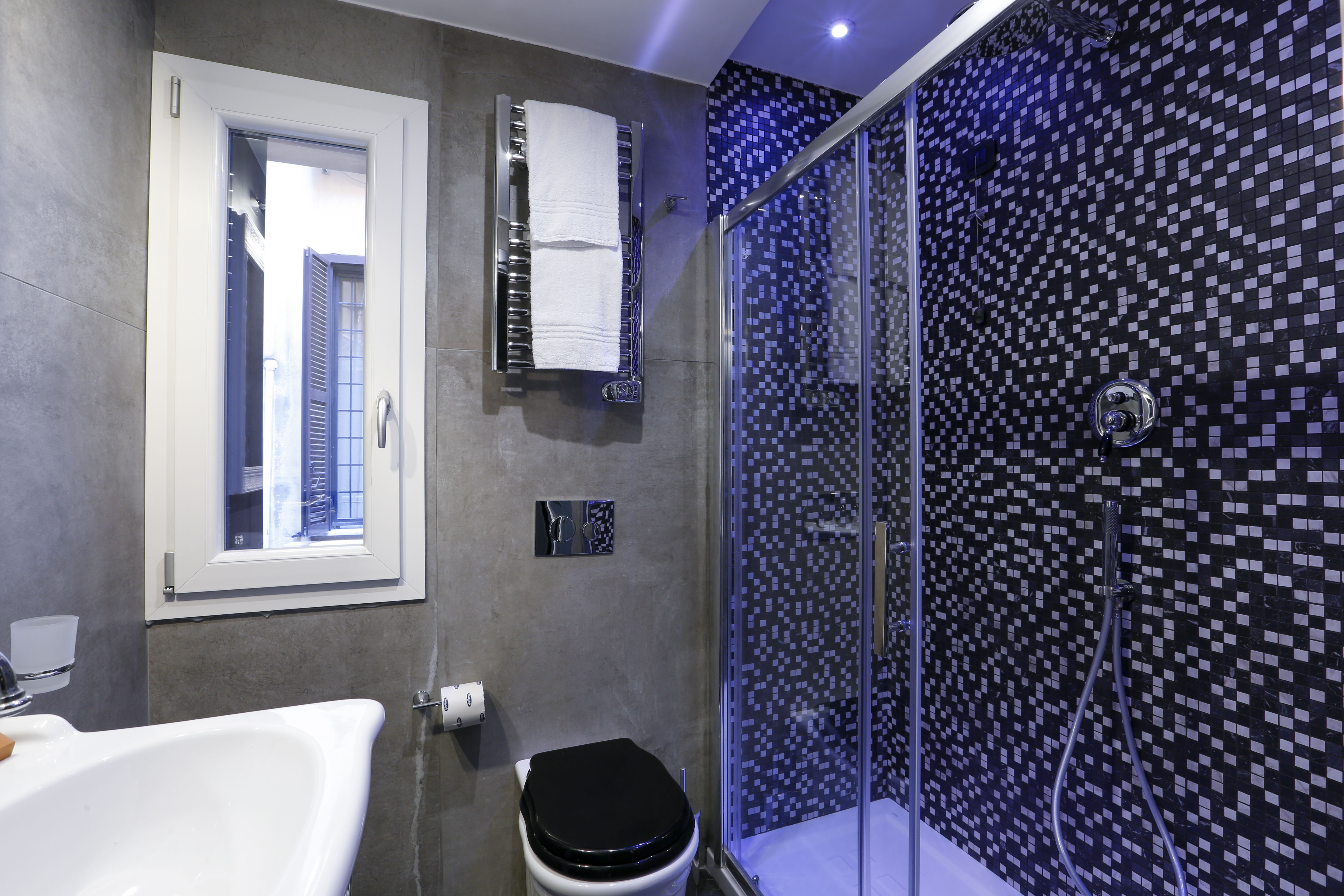 Saint B Boutique Hotel 51/55