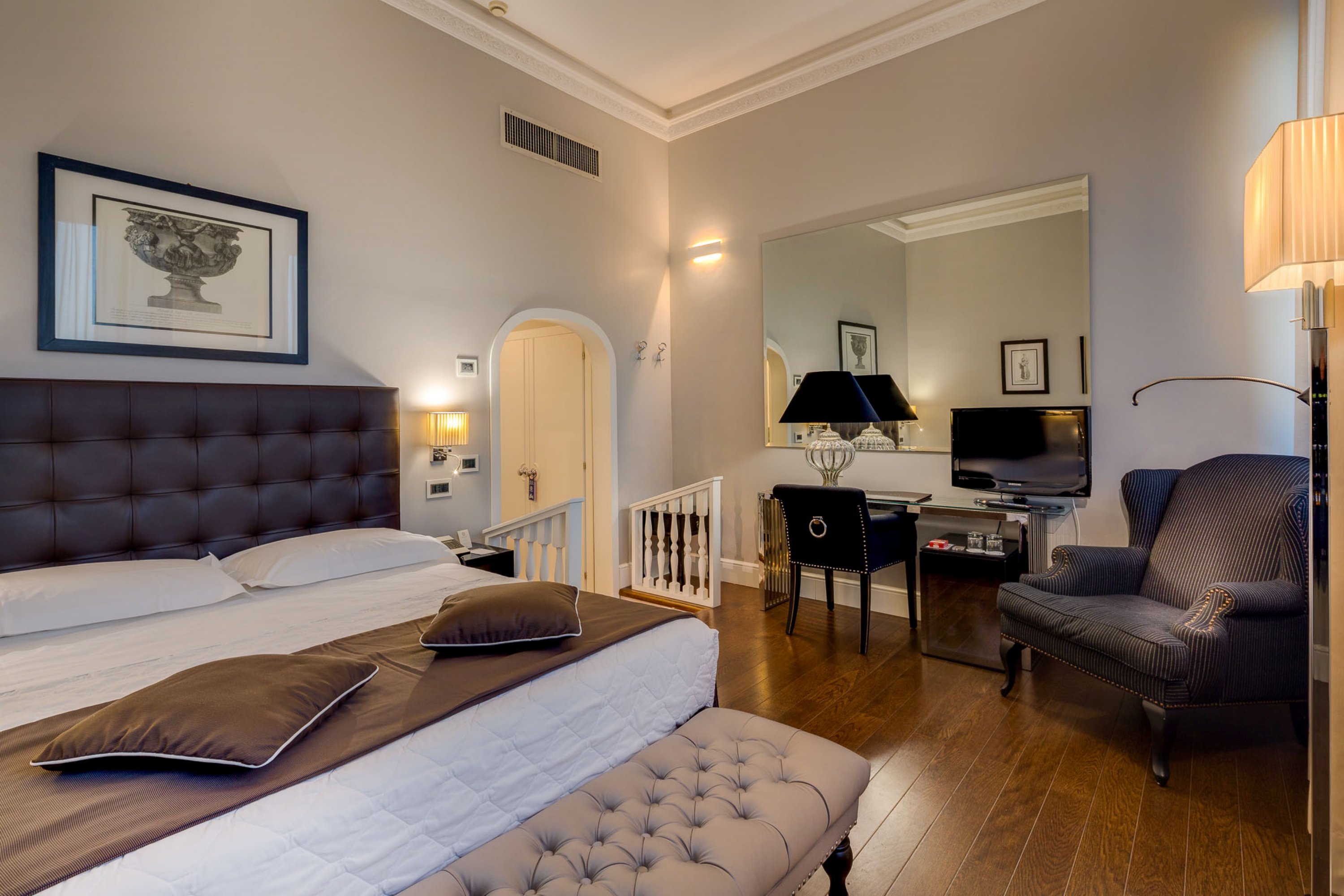 Roma Hotel 10/89