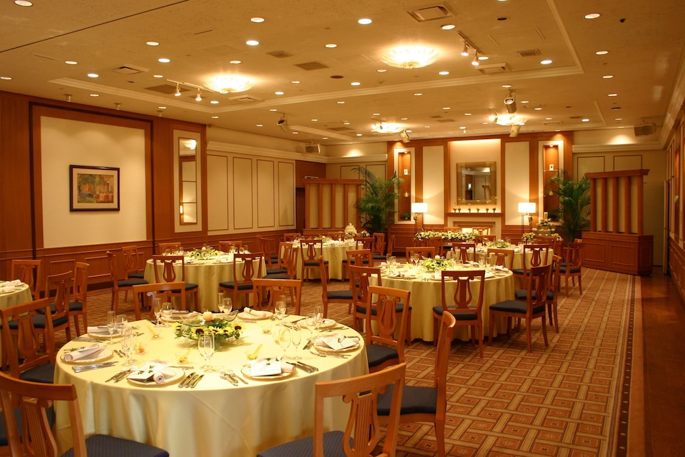 Alpico Plaza Hotel 40/49