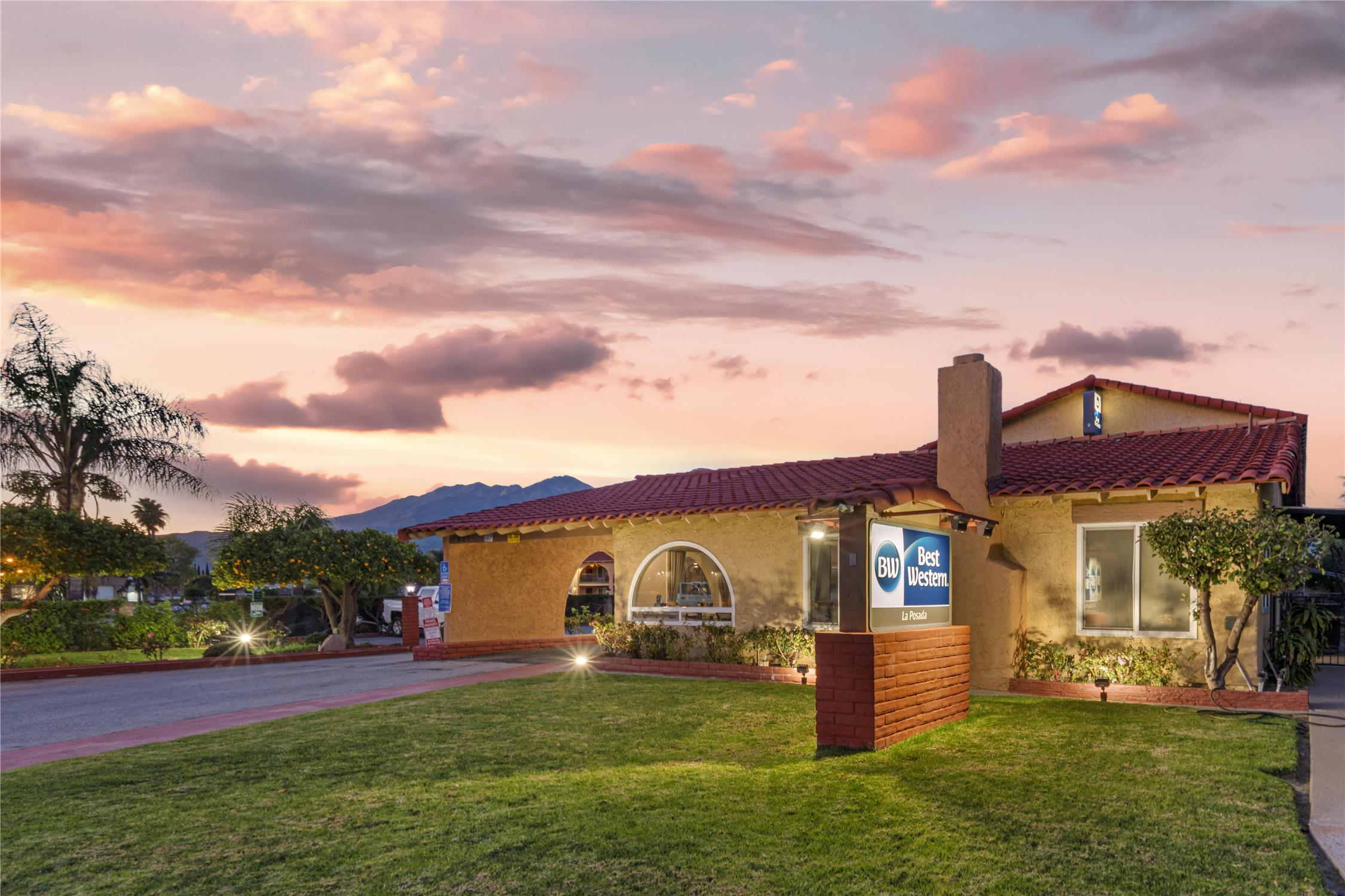 Best Western La Posada Motel 50/54