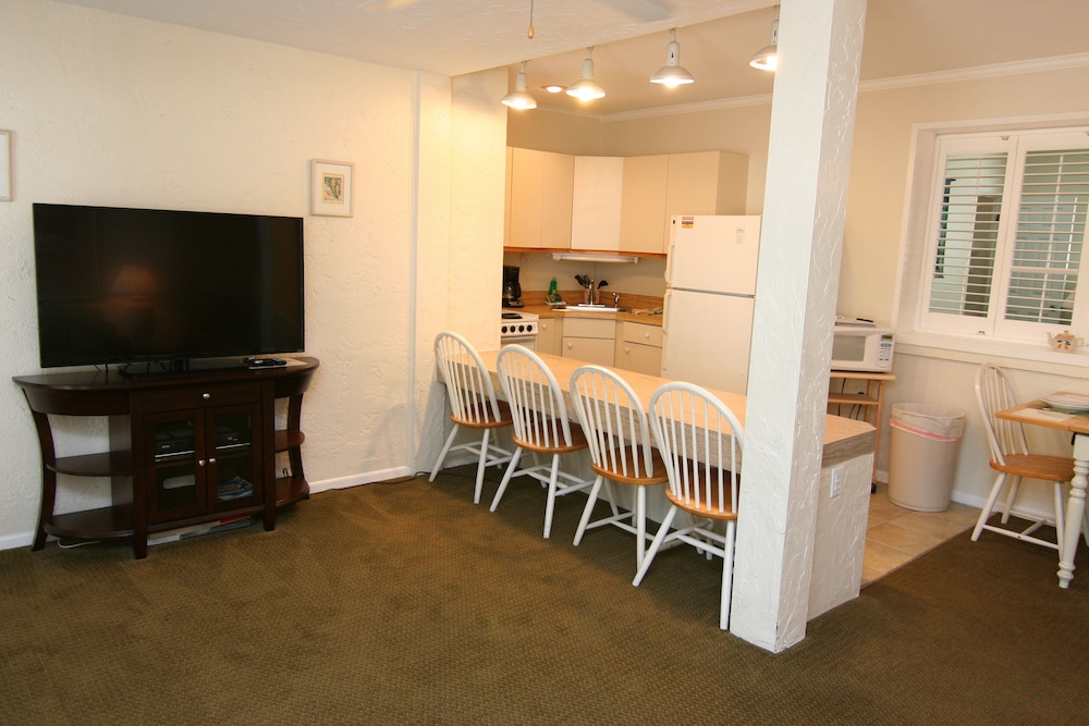 Venice Beach Villas 55/61