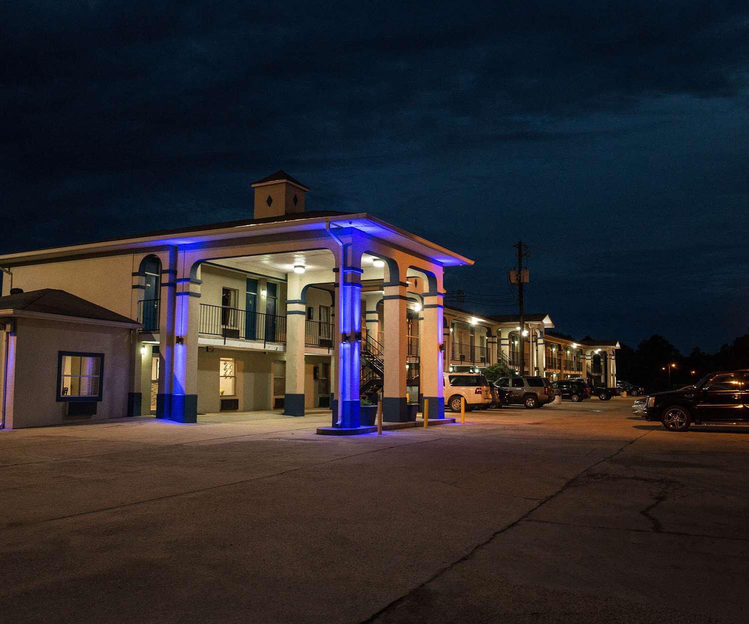 Americas Best Value Inn Monroeville 4/26