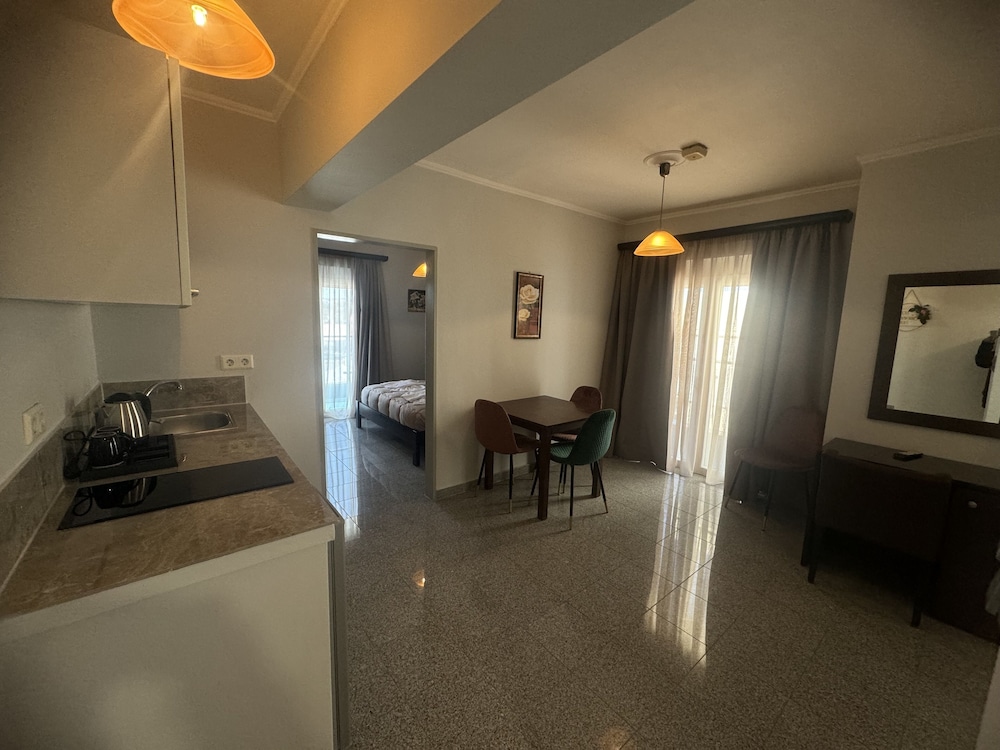 Comfort Hotel 28/38
