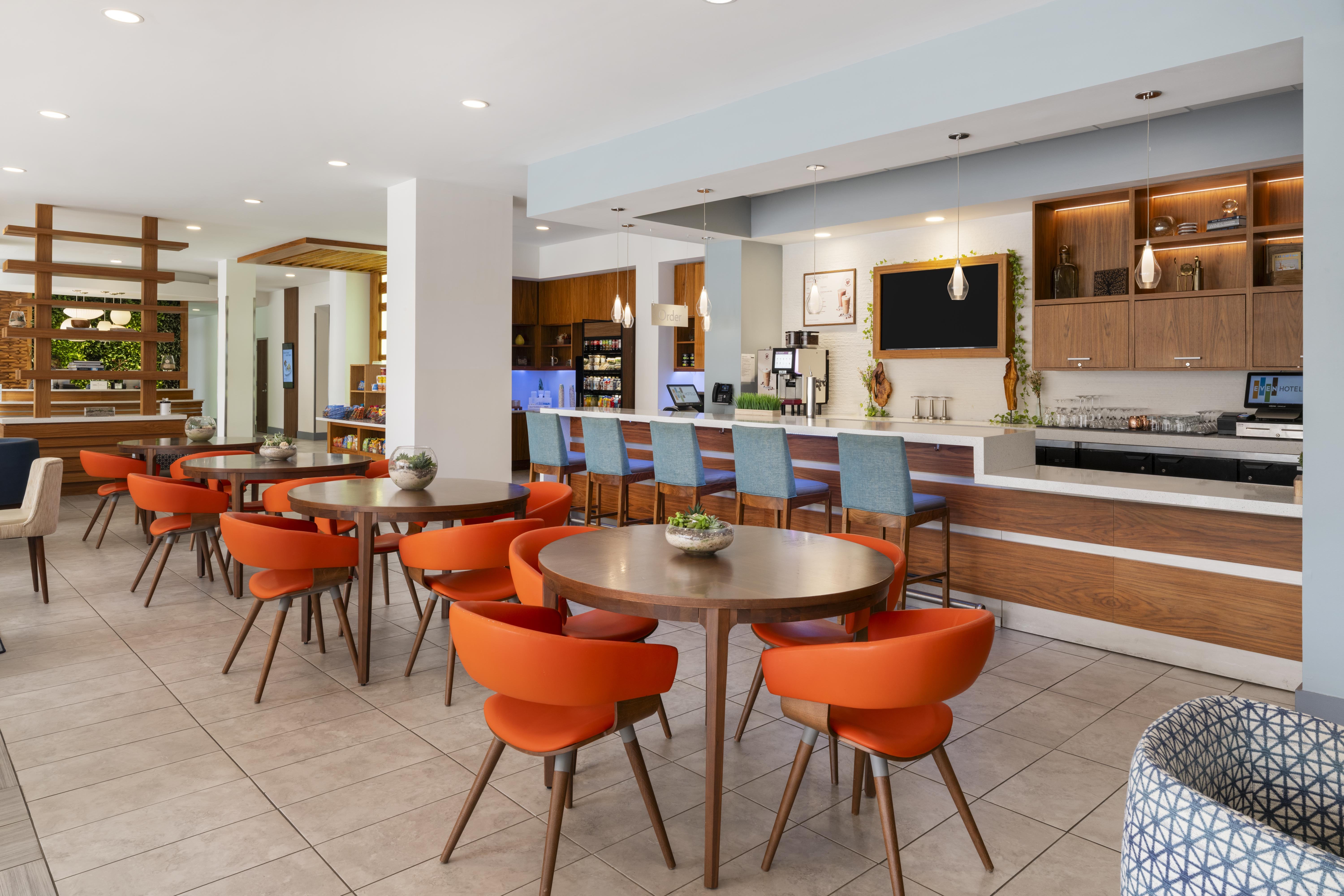Even Hotels Alpharetta - Avalon Area 59/81