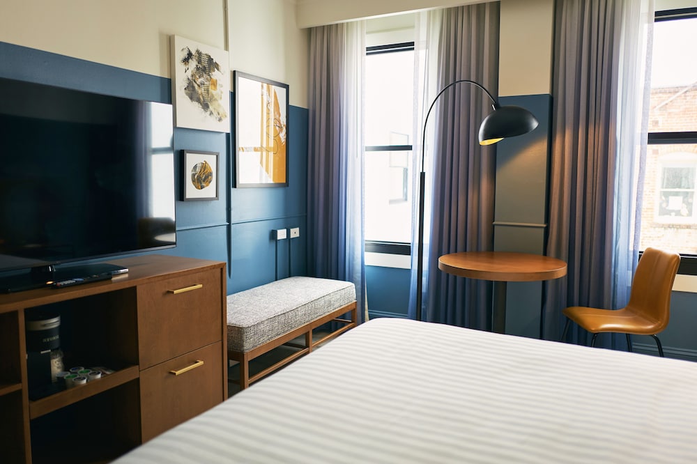HOTEL JULIAN 20/50
