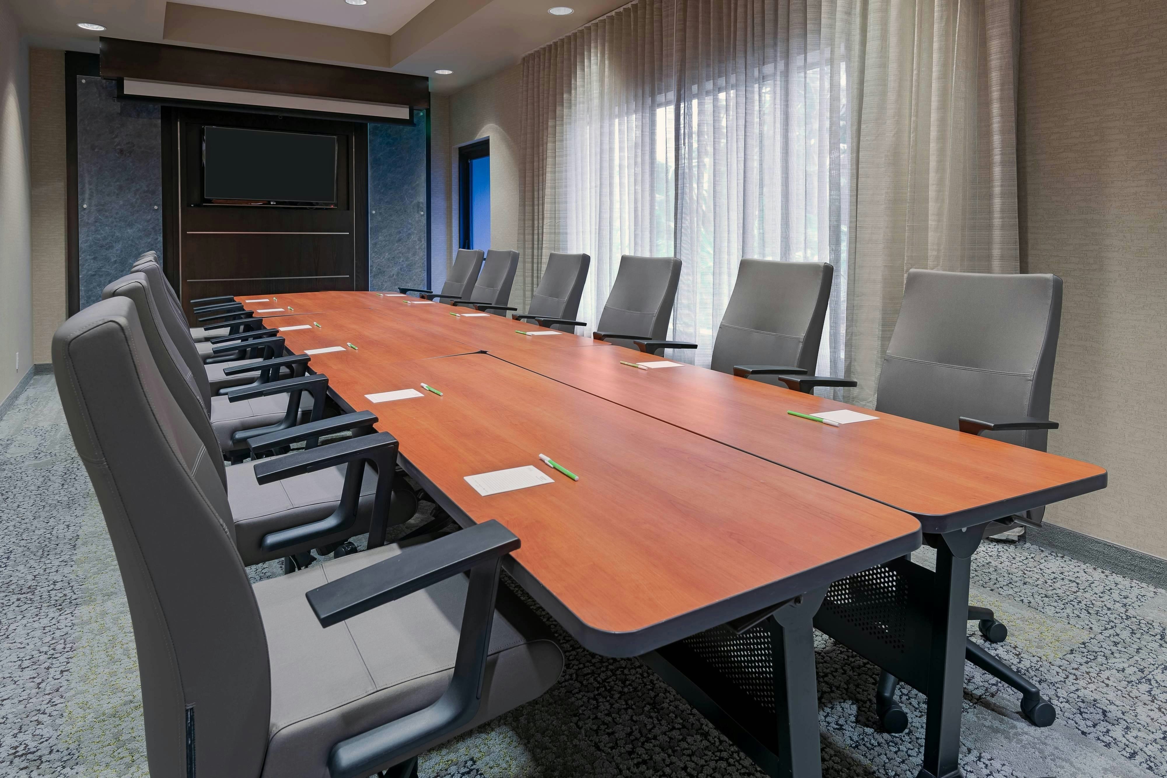 Courtyard by Marriott Tampa Downtown 15/19