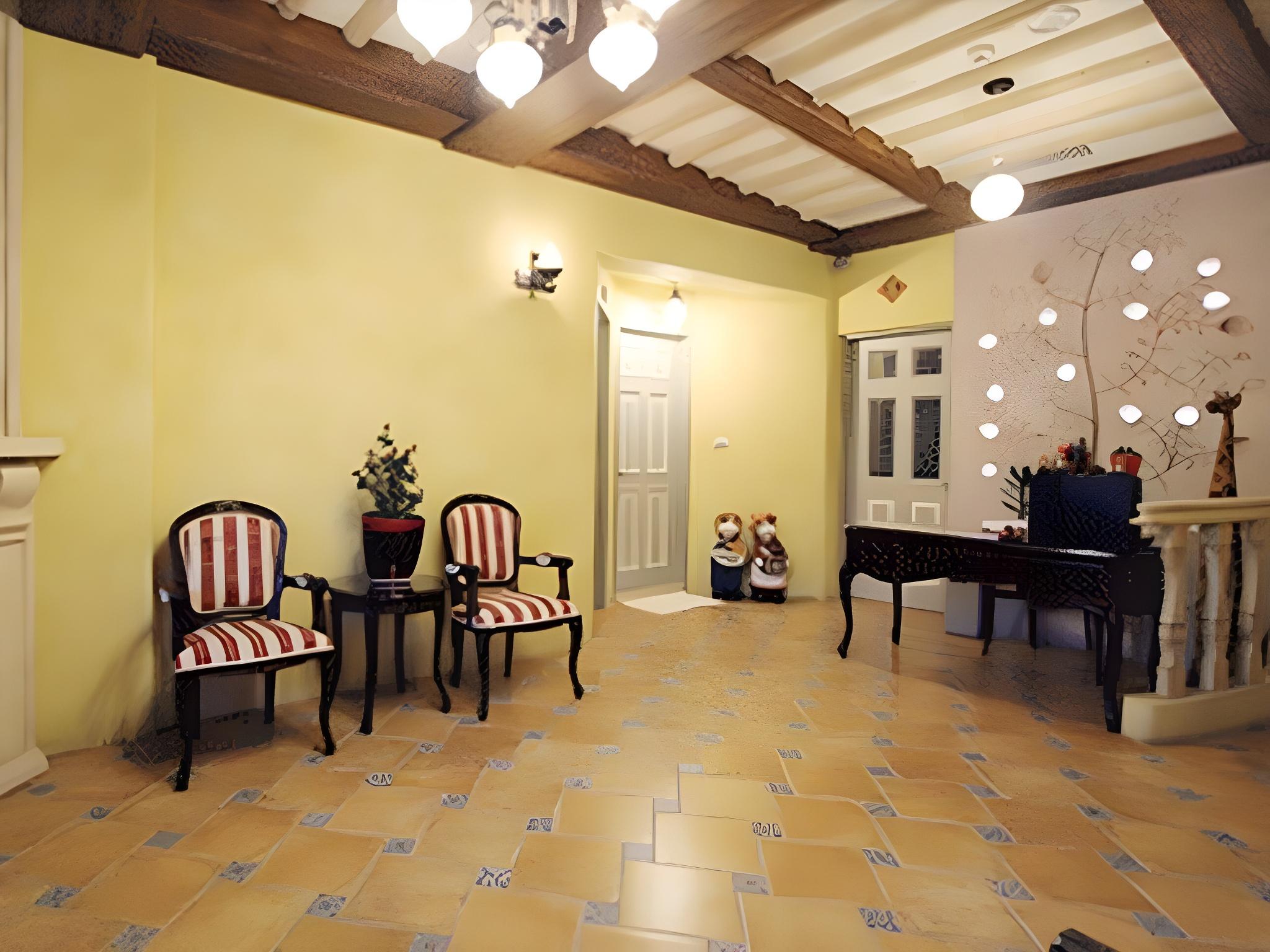 Brittany Hotel 19/20