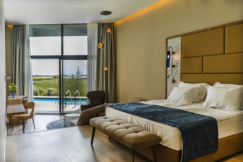 Wave Resort 19/70