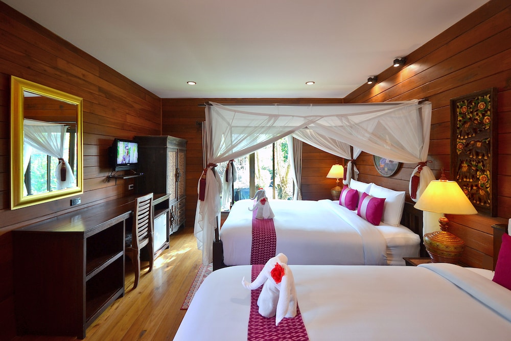 Thai Thai Sukhothai Resort 24/68