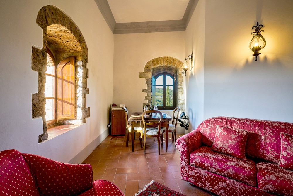 Castello di Tornano 33/48