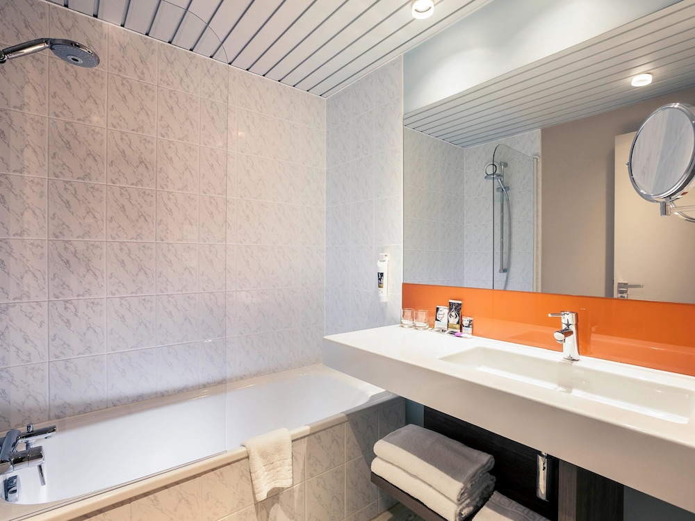 Mercure Marne la vallee Bussy St Georges 14/52
