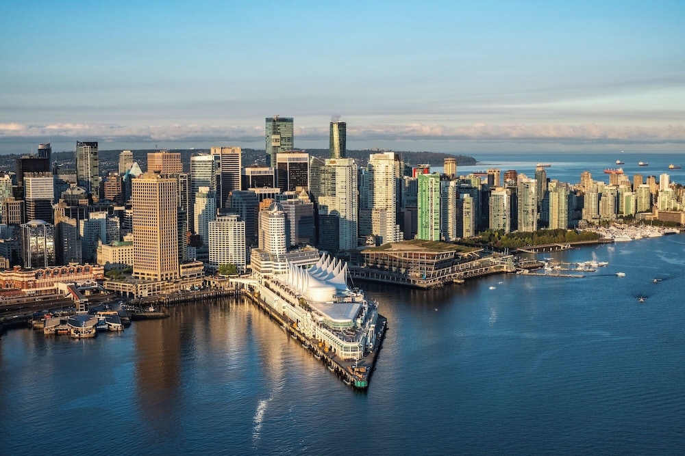 Pan Pacific Vancouver 67/68