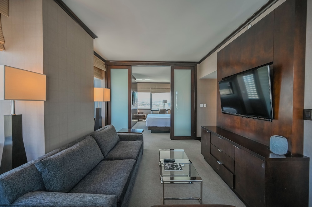 Secret Suites At Vdara 40/50