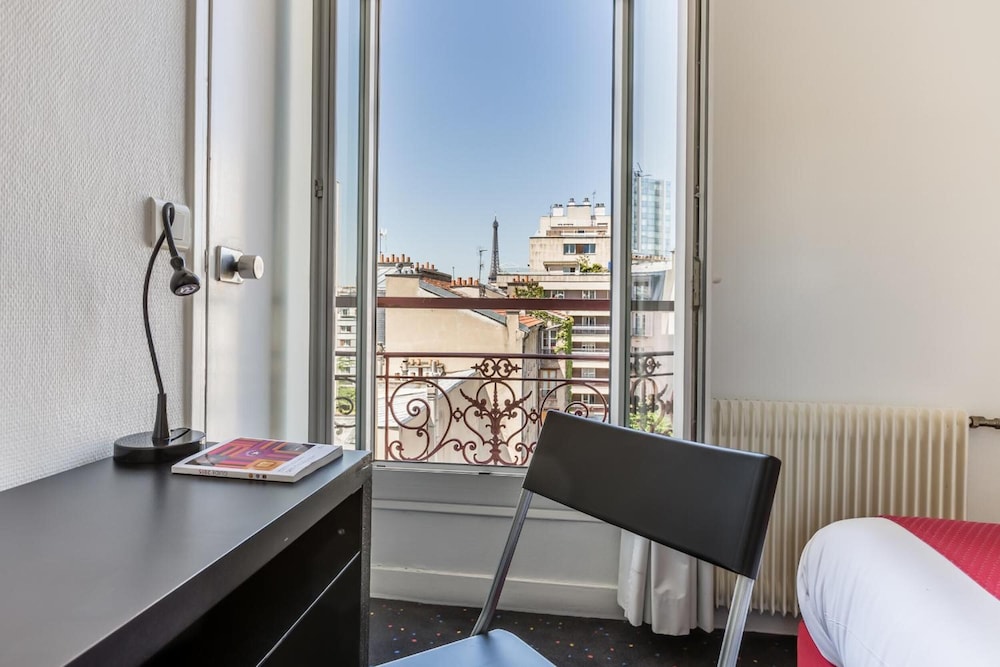 Alfred Hotels Paris Lecourbe 40/41