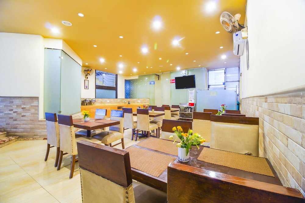 Fabhotel Marble Arch Karol Bagh 30/36