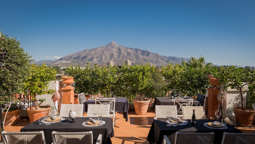 Molo 44 Suites Puerto Banus 73/85