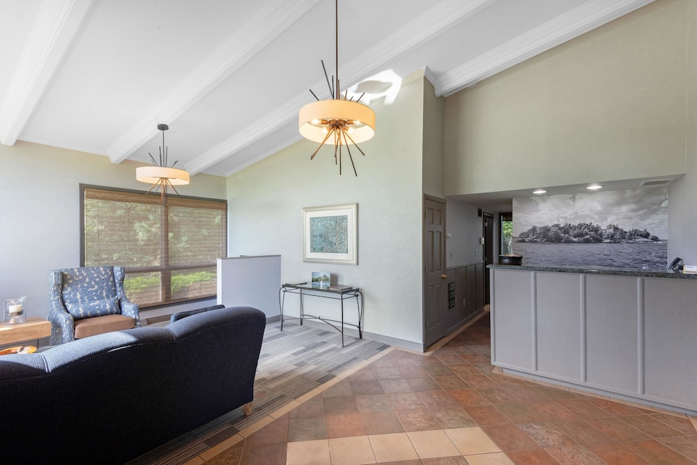 The Inn at Gran View Ogdensburg, Ascend Hotel Collection 34/41