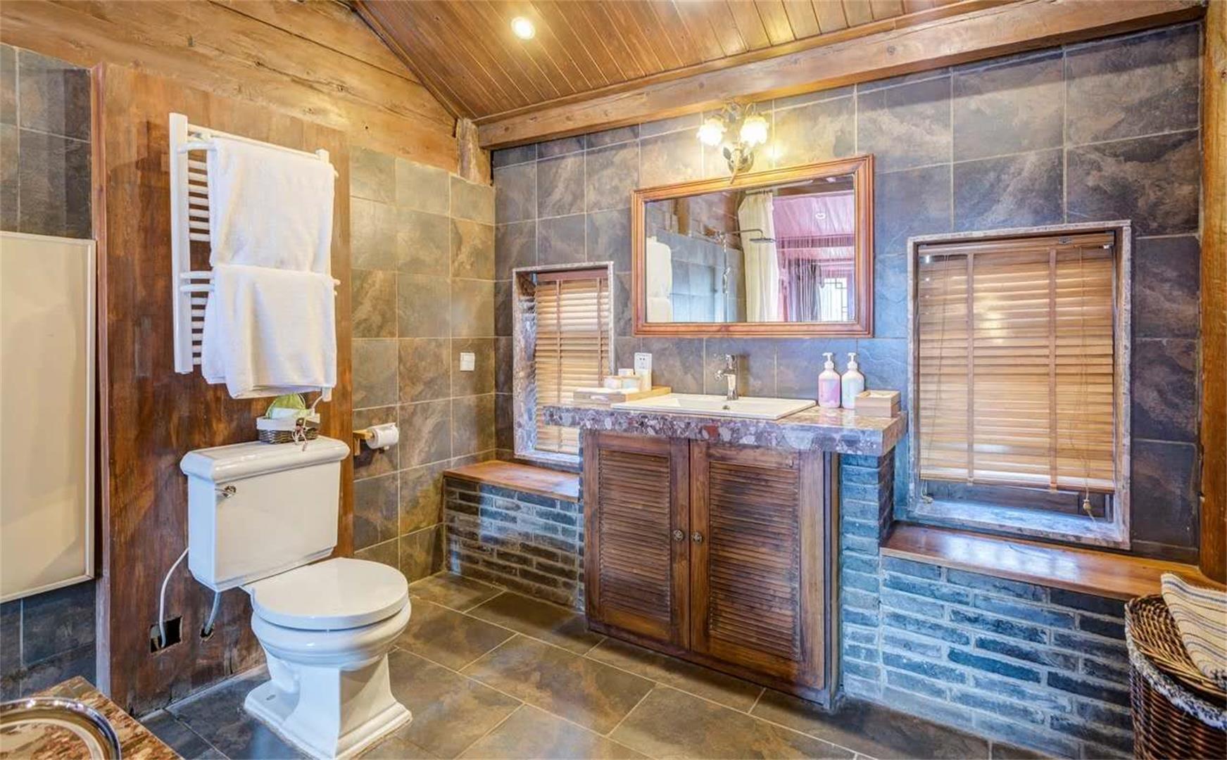 Blossom Hill Inn-Neverland HOTEL 47/50