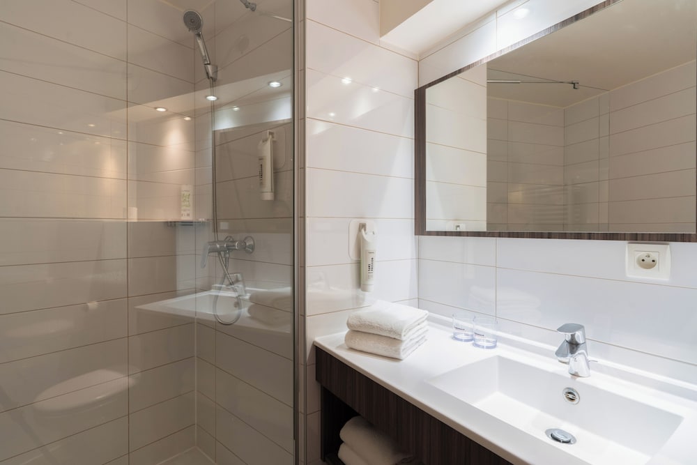 HEVEA APPART HOTEL 44/50