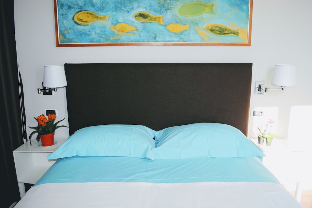 ECONOMY, DOUBLE BED