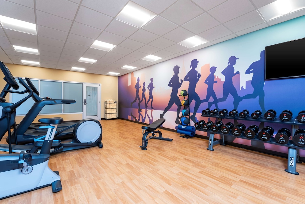 Hyatt Place Flint/Grand Blanc 23/47
