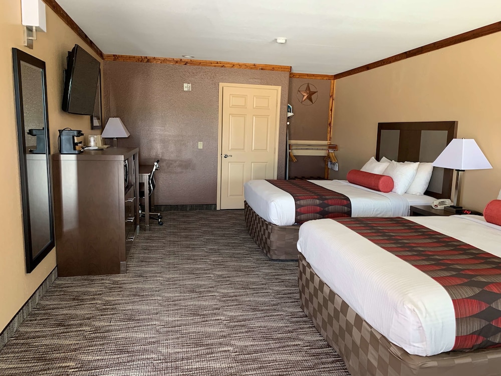 Best Western Windwood Inn & Suites 16/36