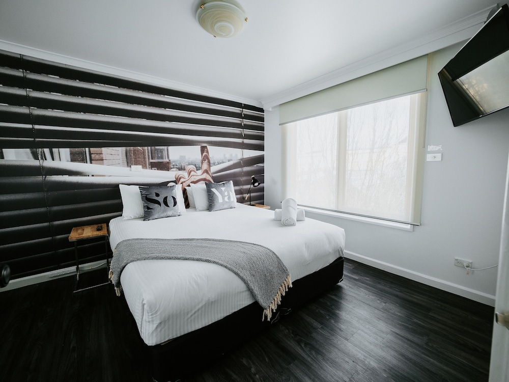 SoYa Apartment Hotel (ex Darling Apartments) 5/41