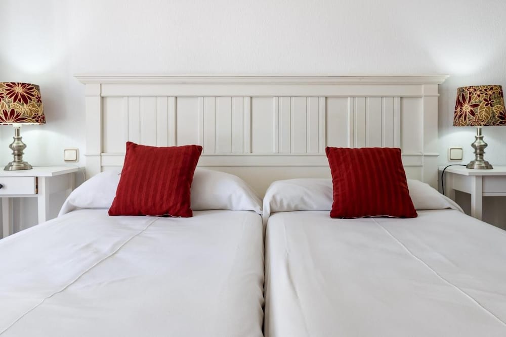 Madrid Hotel 33/73