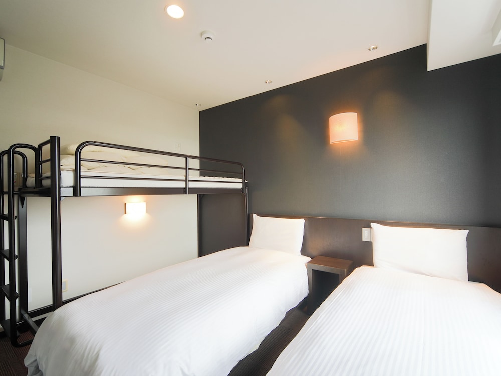 STANDARD, TWIN BEDS, LOFT BED