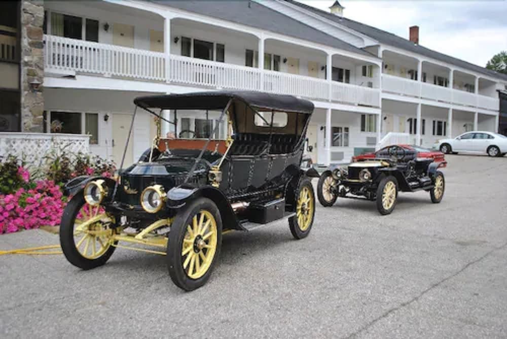 Town and Country Inn and Resort 39/50