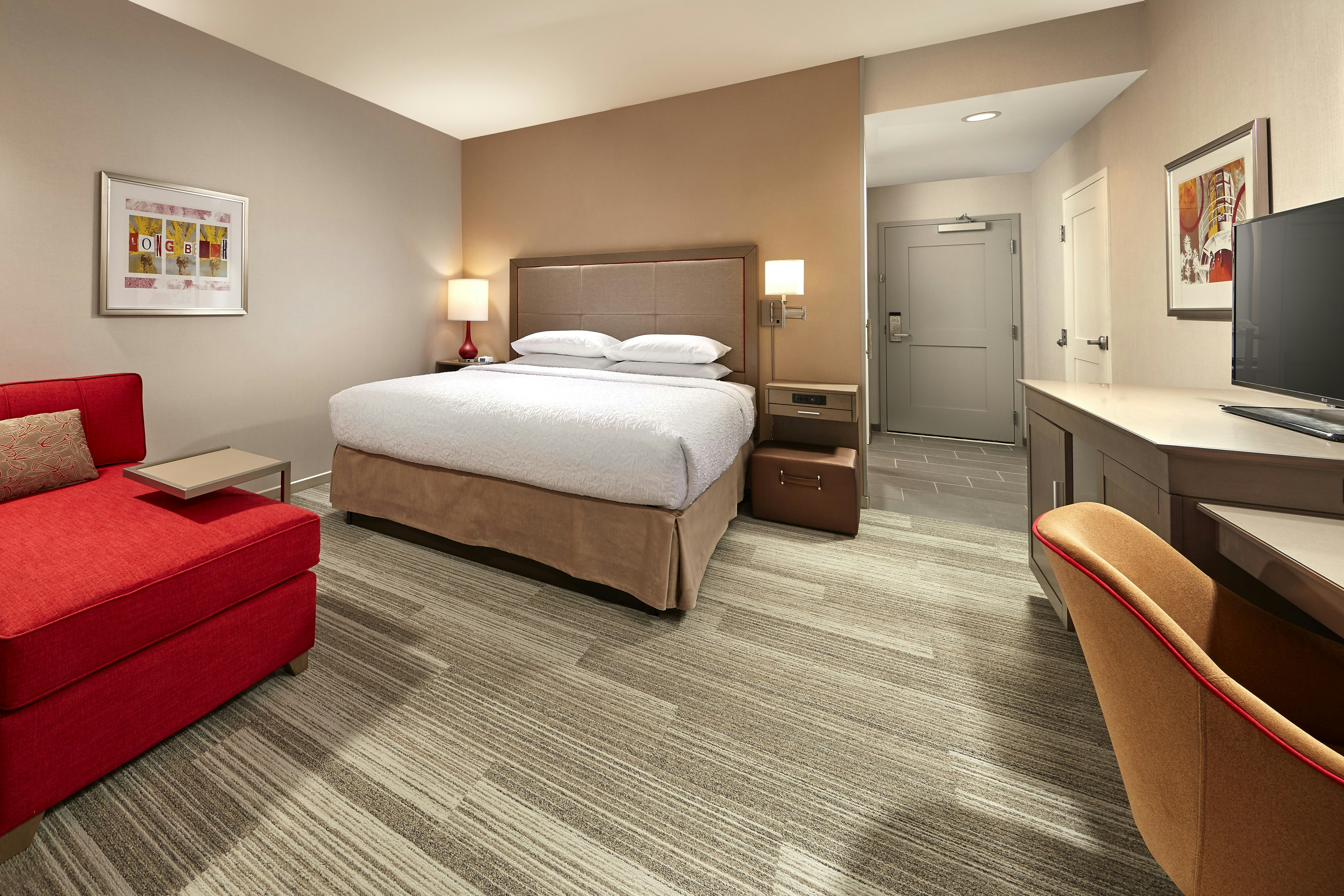 ROOM, KING BED