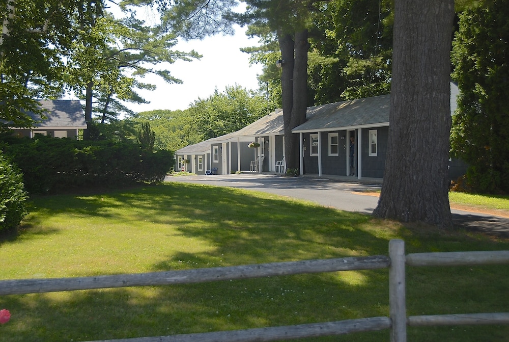 Kittery Inn and Suites 8/38