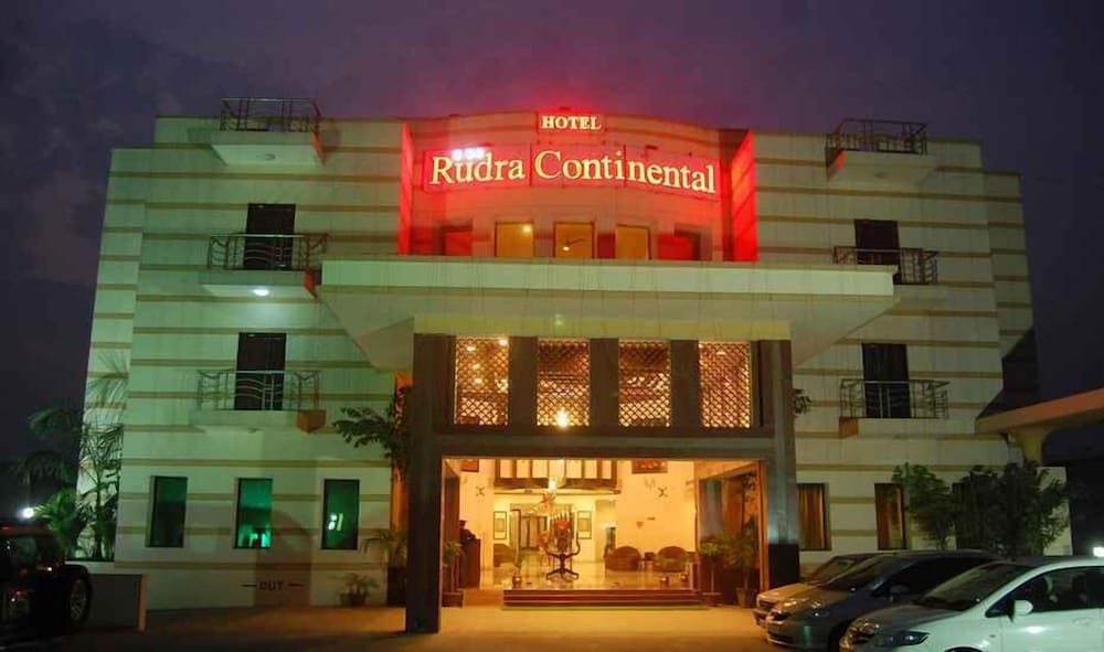 Hotel Rudra Continental 1/47