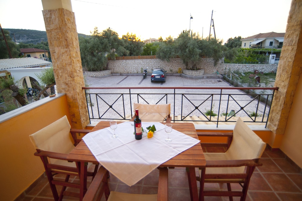 Villa Vita Holidays Apartments And Studios 33/50