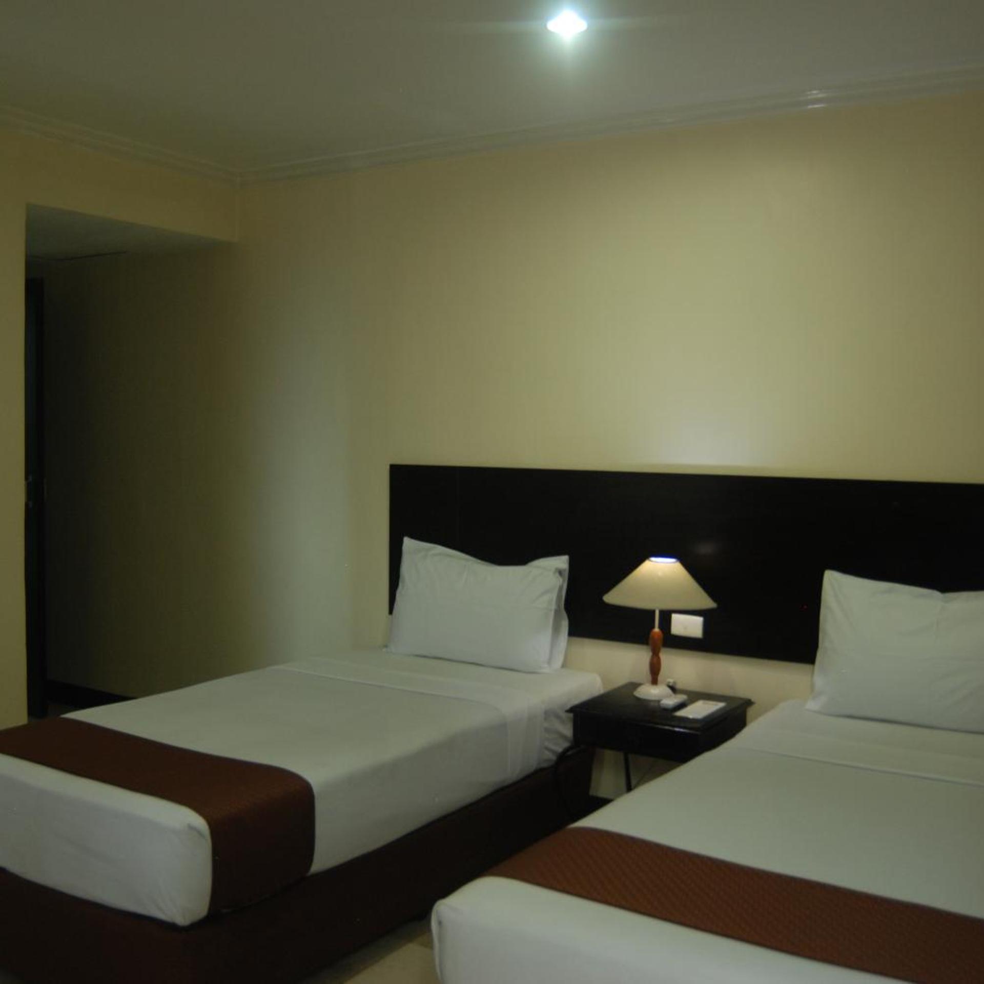 غرفة ثلاثية، Golden Peak Hotel and Suites powered by Cocotel 5/10