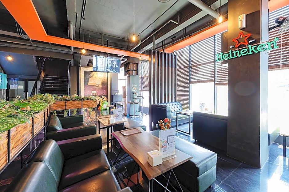 Sans Hotel Roxy Jakarta 46/60