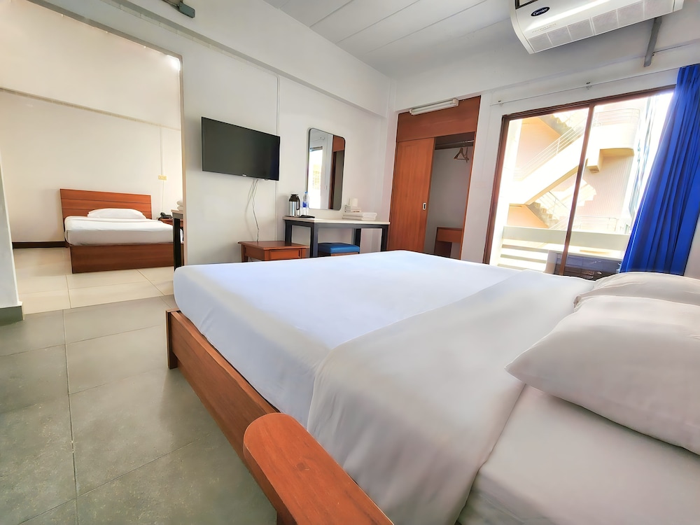 Siam Palace Hotel 20/40