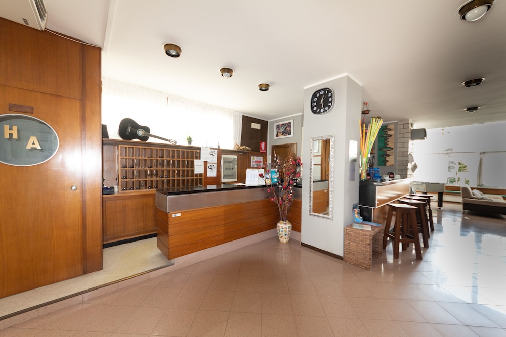 HOTEL AMBRA 2/50