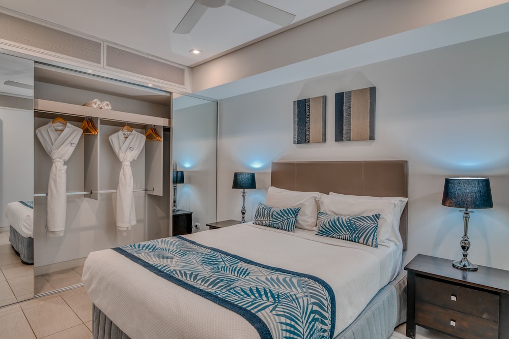 1 BEDROOM, APARTMENT, BALCONY