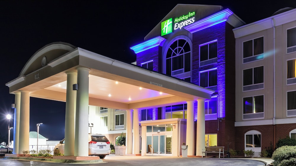 Holiday Inn Express Hotel And Suites Birmingham Irondale East 2/50