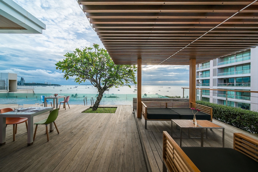 Seven Zea Chic Hotel 36/50