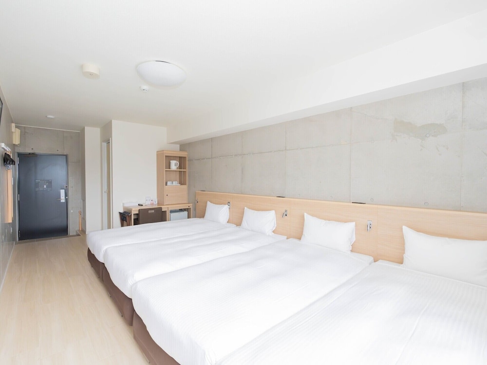 Room, Quadruple, 4 Beds, Hotel Building، The Breakfast Hotel Porto Ishigaki 4/10