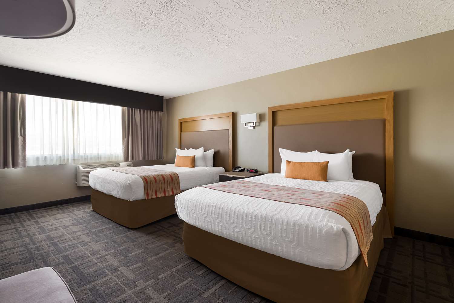 Best Western Plus Landmark Hotel 4/14