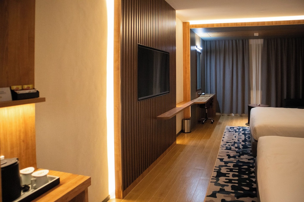 AGlow Hotel Harbor Bay Batam 44/65