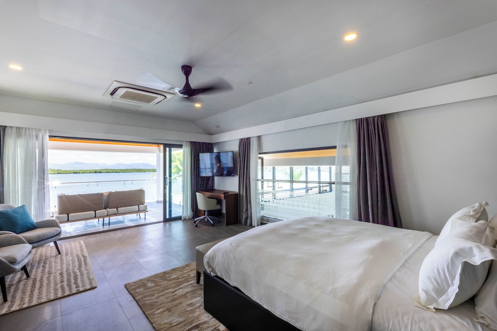 Trilogy Villas 37/86