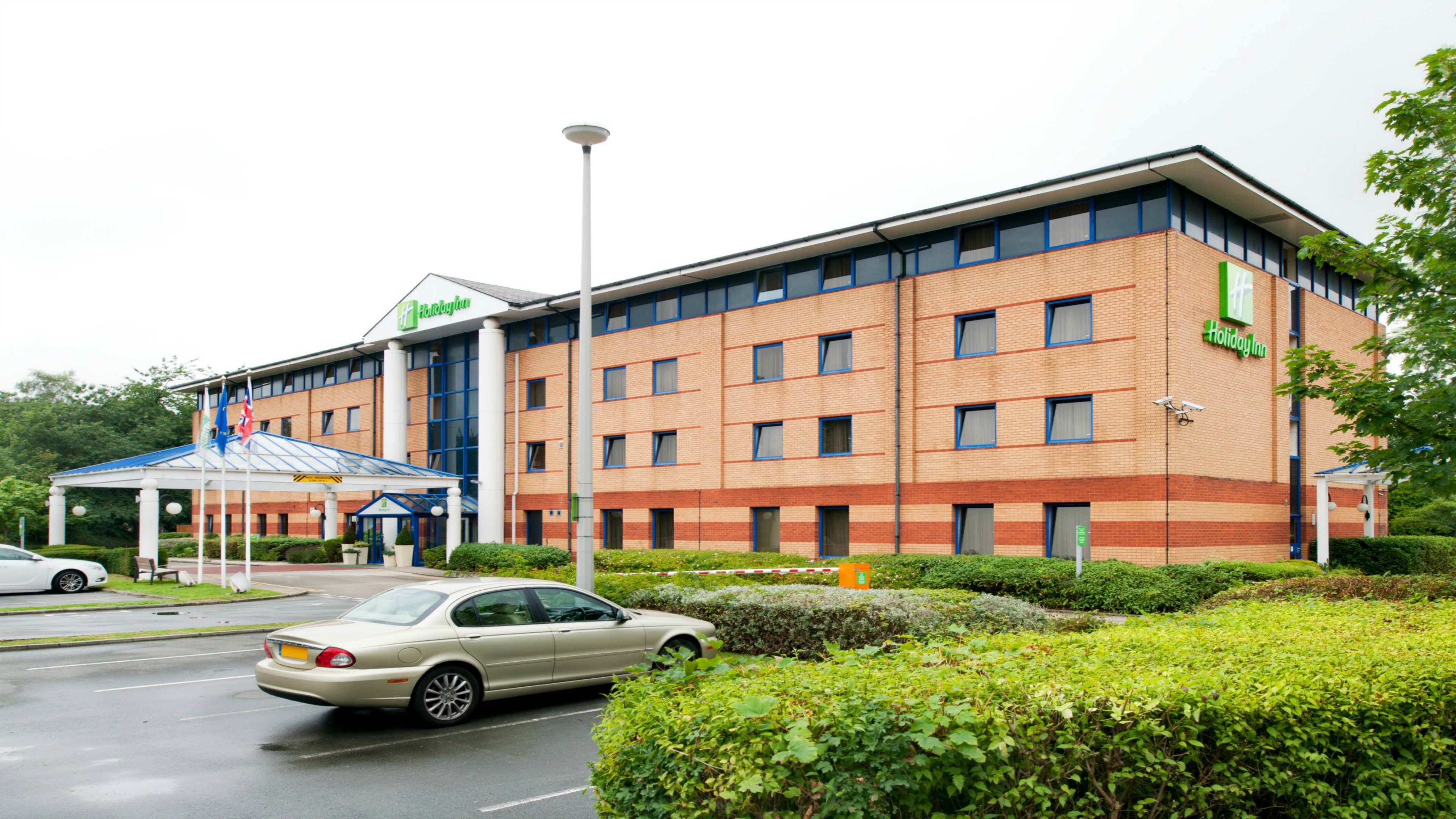 HOLIDAY INN WARRINGTON 31/32